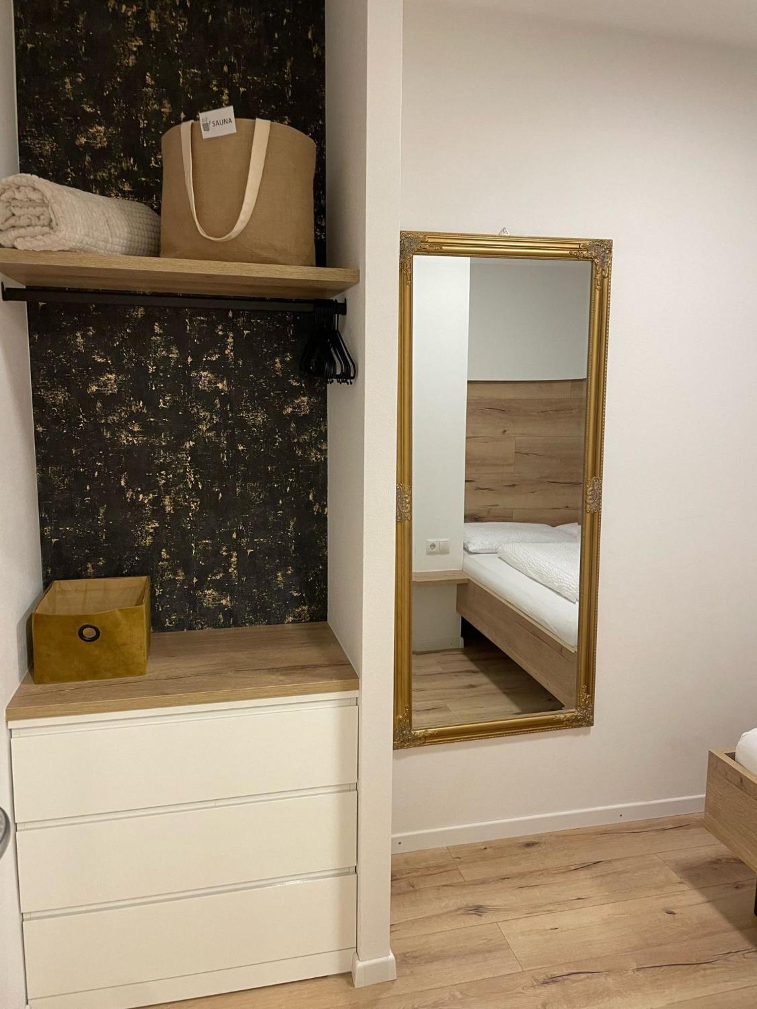Apartments Torggl โกลดราโน ภายนอก รูปภาพ